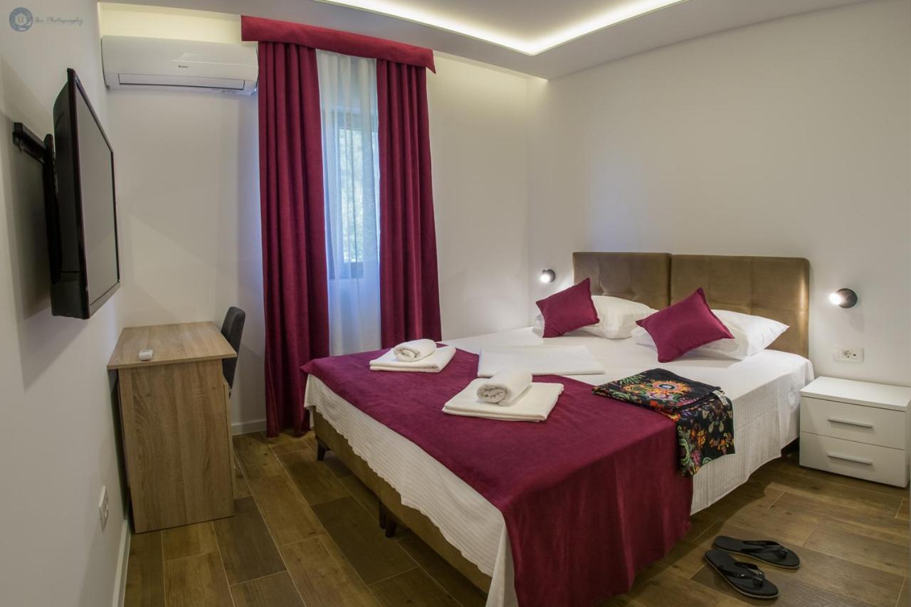 Villa Marco Polo Budva Buitenkant foto